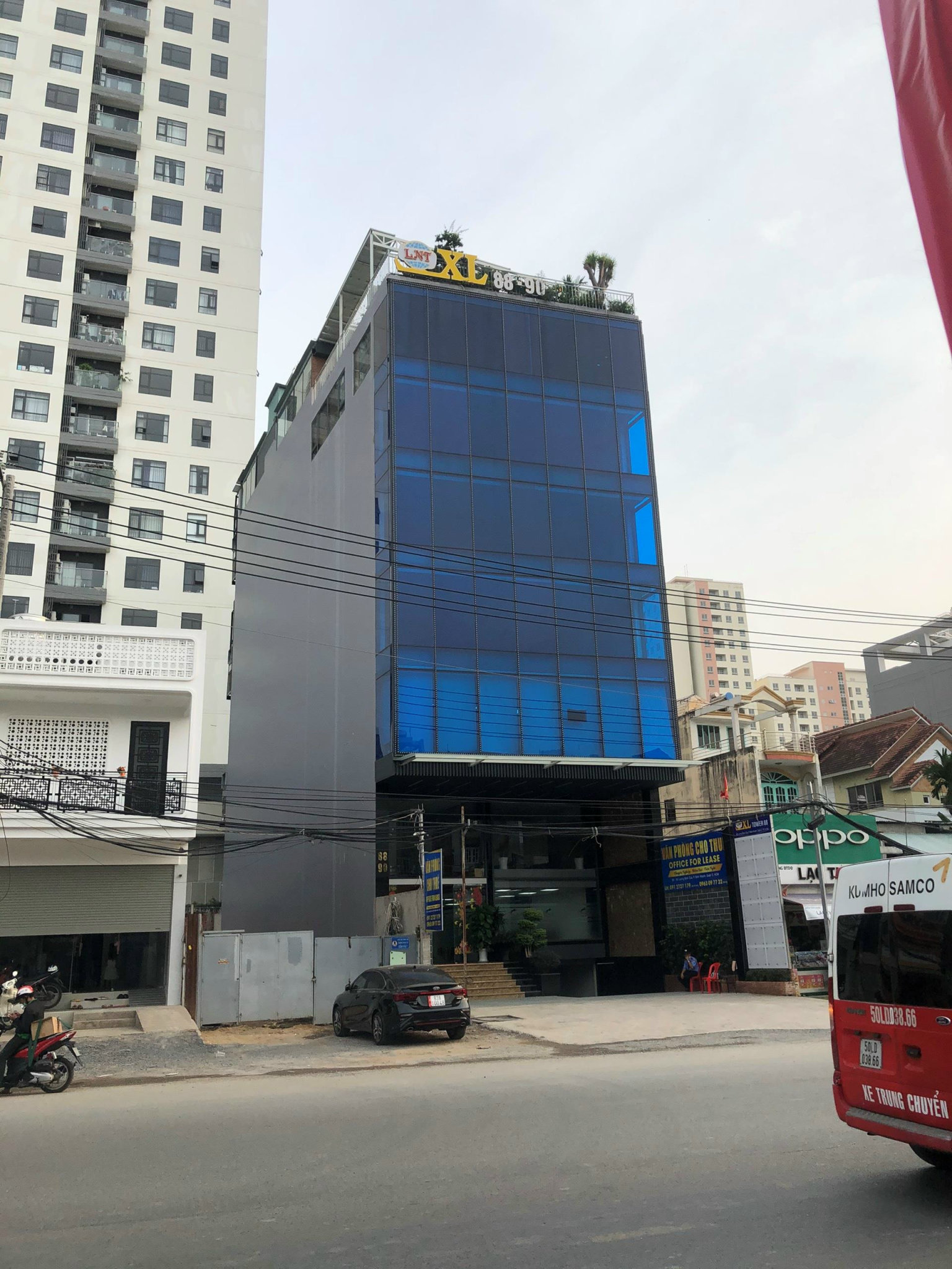 Tòa nhà mặt tiền Lương Định Của Quận 2 Hầm 7 tầng