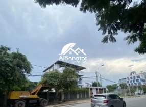 Bán biệt thự Thảo Điền view sông Sài Gòn 2239m2 giá cực rẻ