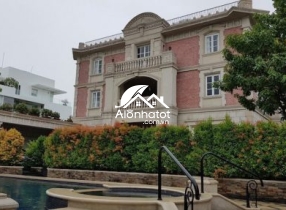 Dinh thự Thảo Điền Quận 2 giáp sông 117 Nguyễn Văn Hưởng