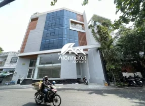 Bán nhà mặt tiền 1A Trương Hoàng Thanh, Phường 12, Quận Tân Bình