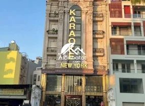 Bán Tòa Nhà 452 Dương Quảng Hàm Quận Gò Vấp DT 456m² 8 Tầng HĐT 300 Triệu Tháng Giá 120 Tỷ