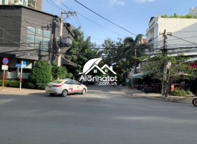 Bán nhà 215 Nguyễn Văn Hưởng Thảo Điền 212m2 Giá 37 Tỷ