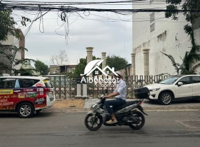 Bán đất mặt tiền 191 Nguyễn Văn Hưởng Thảo Điền DT 816m2 chỉ 200tr/m2