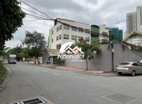 Bán mặt tiền Giang Văn Minh Quận 2 diện tích 1700m2 giá tốt