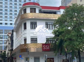 Bán nhà mặt tiền 72 Nguyễn Huệ Phường Bến Nghé Quận 1 Góc 2MT 464m2
