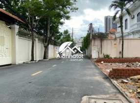 Bán đất phường Thảo Điền hai mặt tiền siêu đẹp Quận 2.
