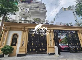 Bán biệt thự VIP 202-204 Hoa Lan, Phường 2, Quận Phú Nhuận