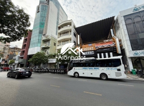 Bán nhà mặt tiền 138 Lê Lai, Phường Bến Thành, Quận 1 xây cao tầng