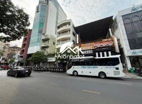 Bán Nhà MT 138 Lê Lai Q1, 452m² Nở Hậu, GPXD Cao Tầng 50m