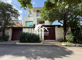 Bán Biệt Thự 204 Nguyễn Văn Hưởng Thảo Điền Q2, 350m², Hầm 3 Lầu
