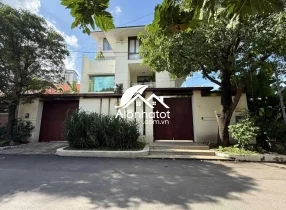 Bán Biệt Thự 204 Nguyễn Văn Hưởng Thảo Điền Q2, 350m², Hầm 3 Lầu