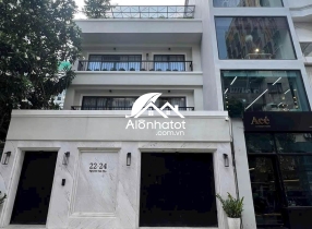 Bán nhà mặt tiền 22-24 Nguyễn Văn Thủ, Đa Kao, Quận 1