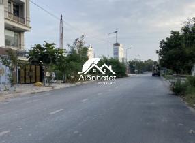 Bán đất mặt tiền Tạ Hiện ngay UBND TP Thủ Đức Xây H7L