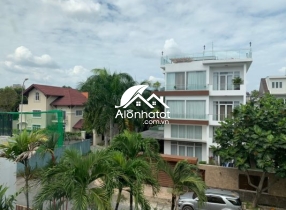 Bán biệt thự Thảo Điền 1 cực đẹp 650m2 có hồ bơi bán gấp