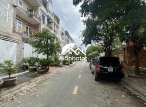 Bán nhà mặt tiền đường ngay Song Hành, An Phú An Khánh,100m2