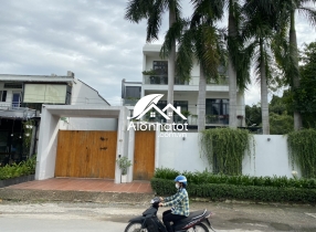 Bán biệt thự mặt tiền 42 Xuân Thủy Thảo Điền Góc 2MT đẹp