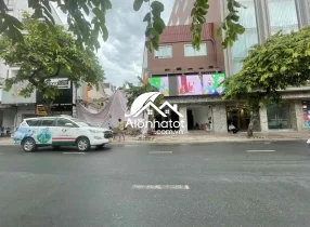 Bán Đất Mặt Tiền 217 Đường Nguyễn Đình Chiểu Quận 3 DT 180m2 có GPXD Hầm 7T