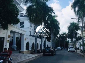 Bán biệt thự khu Villa 108 Phường Thảo Điền Quận 2 có hồ bơi 450m2