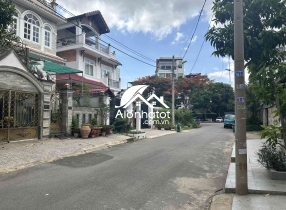 Bán đất hẻm 204 Nguyễn Văn Hưởng Quận 2 ngang 10m đẹp tổng 200m2