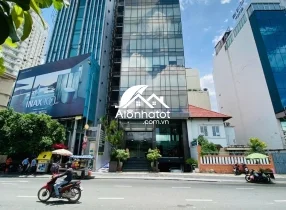 Bán nhà mặt tiền 111Bis Lý Chính Thắng, Quận 3 – Vị trí siêu VIP xây cao tầng
