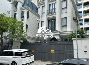Bán nhà 1H đường số 10 Phường Thảo Điền Quận 2 cực đẹp