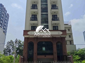 Bán toà nhà 66-68 Nguyễn Thanh Sơn Quận 2 Hầm 7 tầng DT 10x20 (200m2)