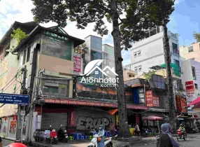 Bán nhà 53 Nguyễn Trãi Quận 5 Diện tích 20x32 (617m2) 