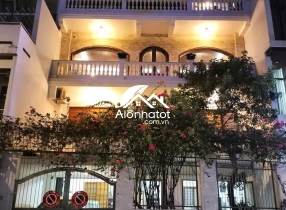 Bán biệt thự mặt tiền 27A Thạch Thị Thanh, Quận 1