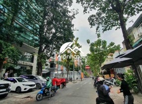 Bán tòa nhà 11 Bis Nguyễn Gia Thiều trung tâm Quận 3