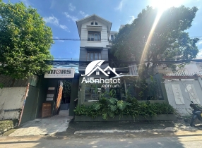 Bán Biệt Thự MT 11 Ngô Quang Huy Thảo Điền Q2, 165m², HĐT 100Tr/Tháng
