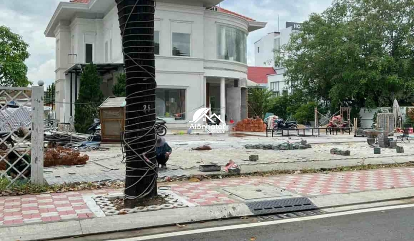 Bán Biệt Thự Mặt Tiền 11 Lê Quý Đôn Bình Thọ Thủ Đức | 1.611m² | 185 Tỷ 