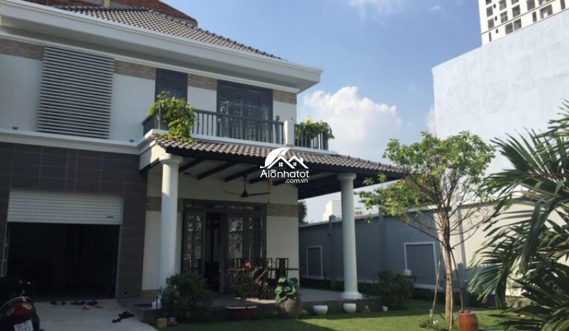 Biệt thự sân vườn Thảo Điền Quận 2 hướng Đông Nam 308m2