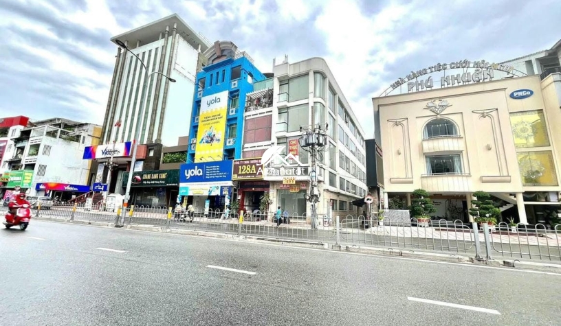 Bán Góc 2MT 128 Phan Đăng Lưu Phú Nhuận | Vị trí siêu VIP 