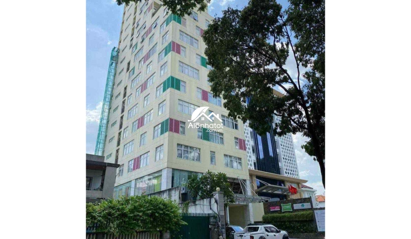 Bán tòa nhà MT 157 - 157A Pasteur, Phường 6, Quận 3, DT 19x34m, Giá 530 tỷ
