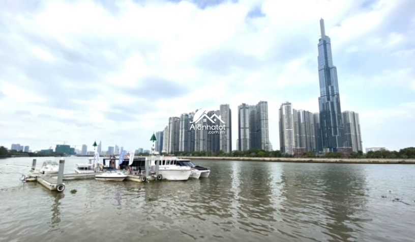 Bán đất ven sông Sài Gòn Quận 2 view landmark 81 dt 250m2