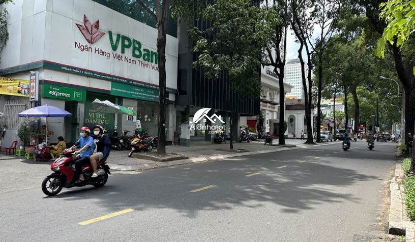 Bán góc 2 MT 26A Phạm Ngọc Thạch Quận 3 Vị Trí Đẹp DT 8x20 (180m2)