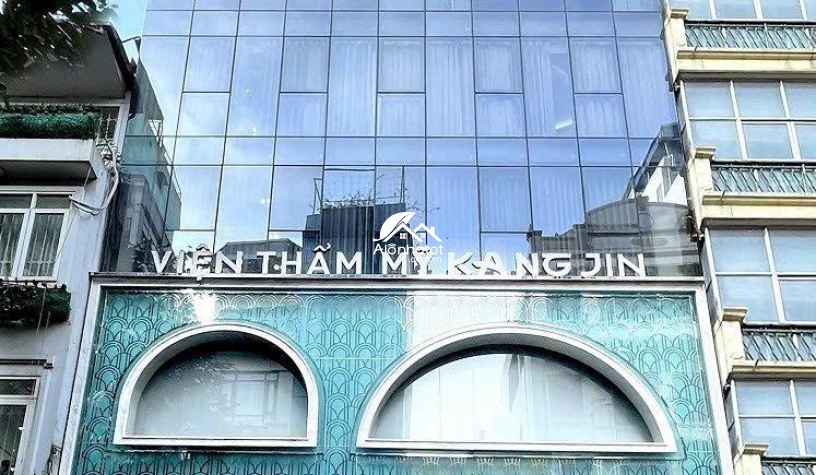 Bán nhà mặt tiền 62-64 Nguyễn Biểu, Quận 5 Thu nhập 700 triệu/tháng