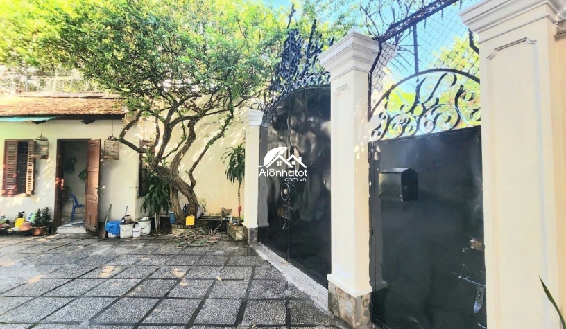 Bán Biệt Thự Góc 2MT Hẻm Trần Quốc Thảo Q3, 344m², Giá Chốt 170 Tỷ
