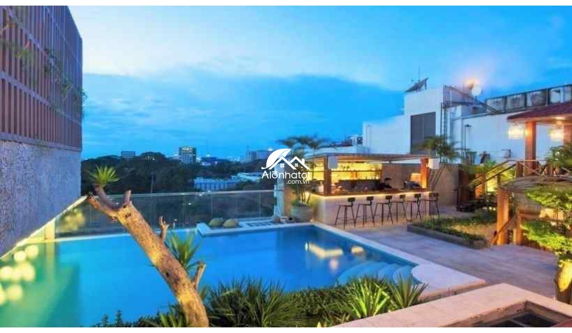 Bán khách sạn 52-54 Thủ Khoa Huân Quận 1 Chuẩn 4 Sao DT 12x32m (384m2)