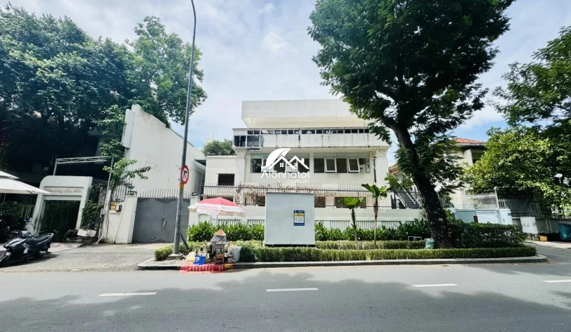 Bán Đất Biệt Thự 50 Trương Định Q3, 816m², Ngang 20m, GPXD Hầm 6 Tầng