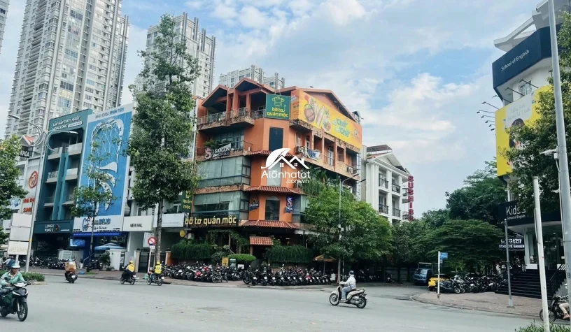 Bán Tòa Nhà 43–45 Nguyễn Thị Thập Quận 7 DT 237.5m² Góc 2MT Khu Him Lam Giá 135 Tỷ 