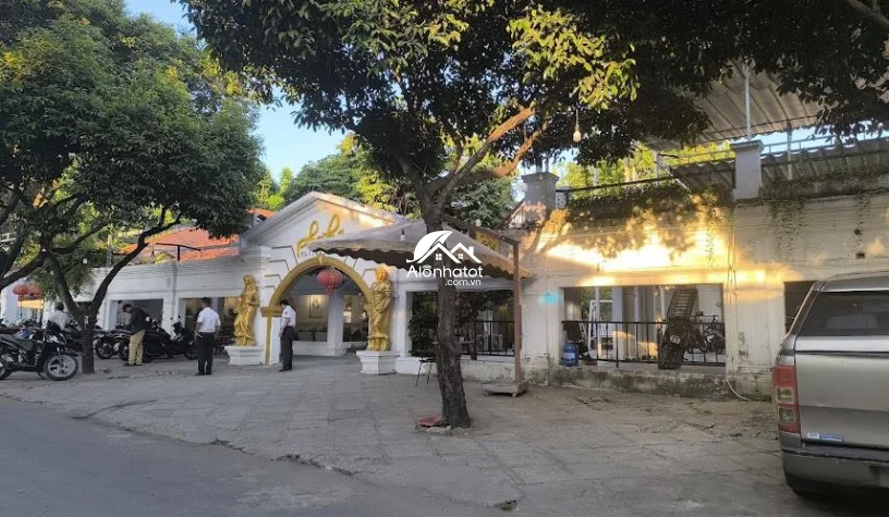 Bán Nhà Mặt Tiền 9 Khổng Tử Thủ Đức DT 1600m² Giá 230 Tỷ 