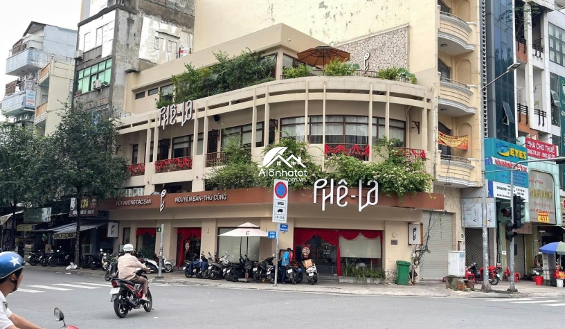 Bán Nhà Góc 2MT 994 Trần Hưng Đạo Quận 5 DT 62m² Giá 45 Tỷ 