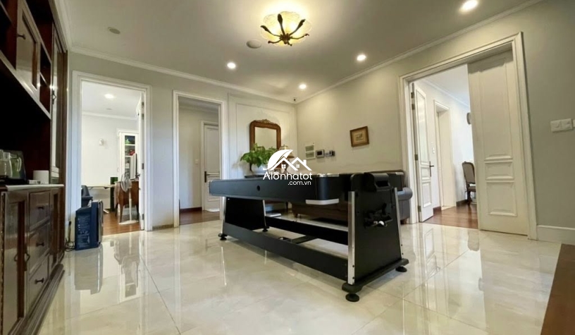 Bán & Cho Thuê Biệt Thự 153/5 Phạm Thái Bường, Tân Phong Quận 7 