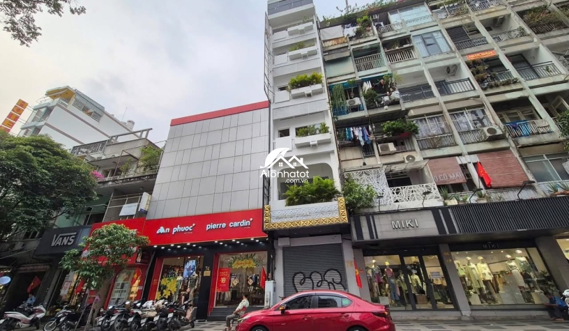 Bán Khách Sạn 70 Nguyễn Trãi Quận 1 DT 146m² Trệt 5 Lầu Giá 105 Tỷ 