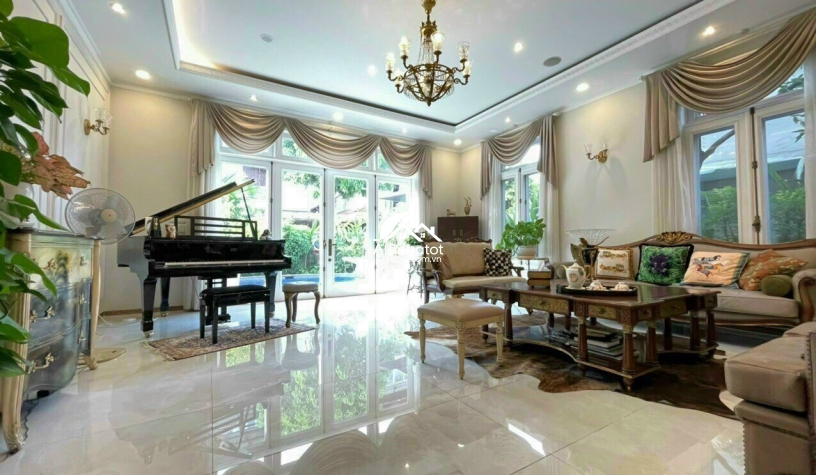 Bán & Cho Thuê Biệt Thự 153/5 Phạm Thái Bường, Tân Phong Quận 7 