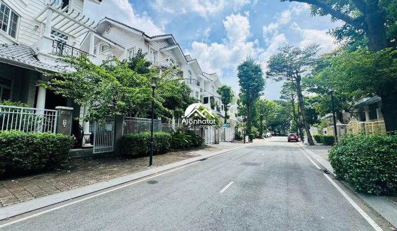 Bán Biệt Thự Saigon Pearl Quận Bình Thạnh | 2 Căn Đập Thông 357m² Giá 300 Tỷ 