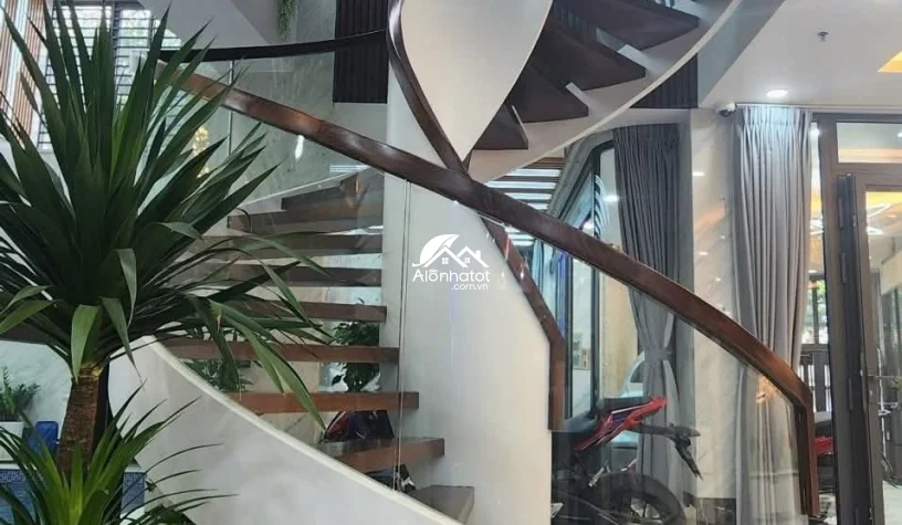 Bán Tòa Nhà CHDV Huỳnh Văn Chính Tân Phú | 36 Căn – Hầm 7 Lầu – DT 339m² – Giá 100 Tỷ 