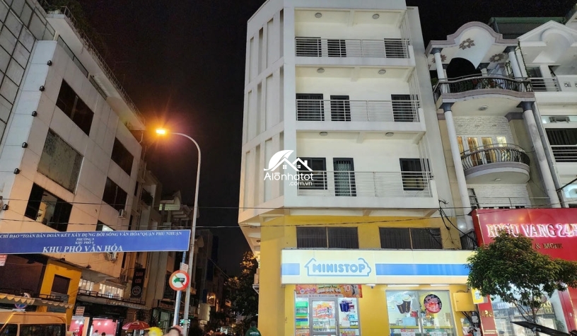 Bán Tòa Nhà Góc 3 Mặt Tiền 43 Hồ Văn Huê Phú Nhuận | 841m² Sàn, HĐT 80tr/Tháng – Giá 70 Tỷ 