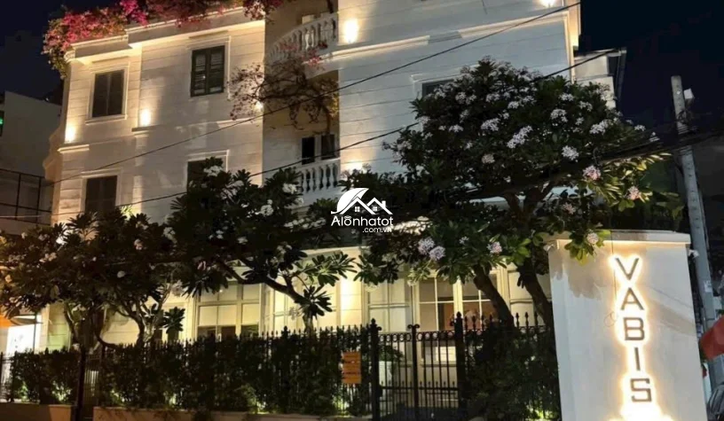 Bán Nhà Góc 2 Mặt Tiền 51 Lê Văn Miến Thảo Điền cực đẹp HĐT cao